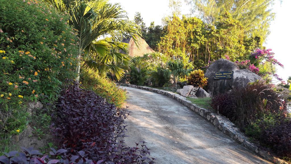 Апартаменты Jardin Marron Баи-Сейнт-Энн Экстерьер фото